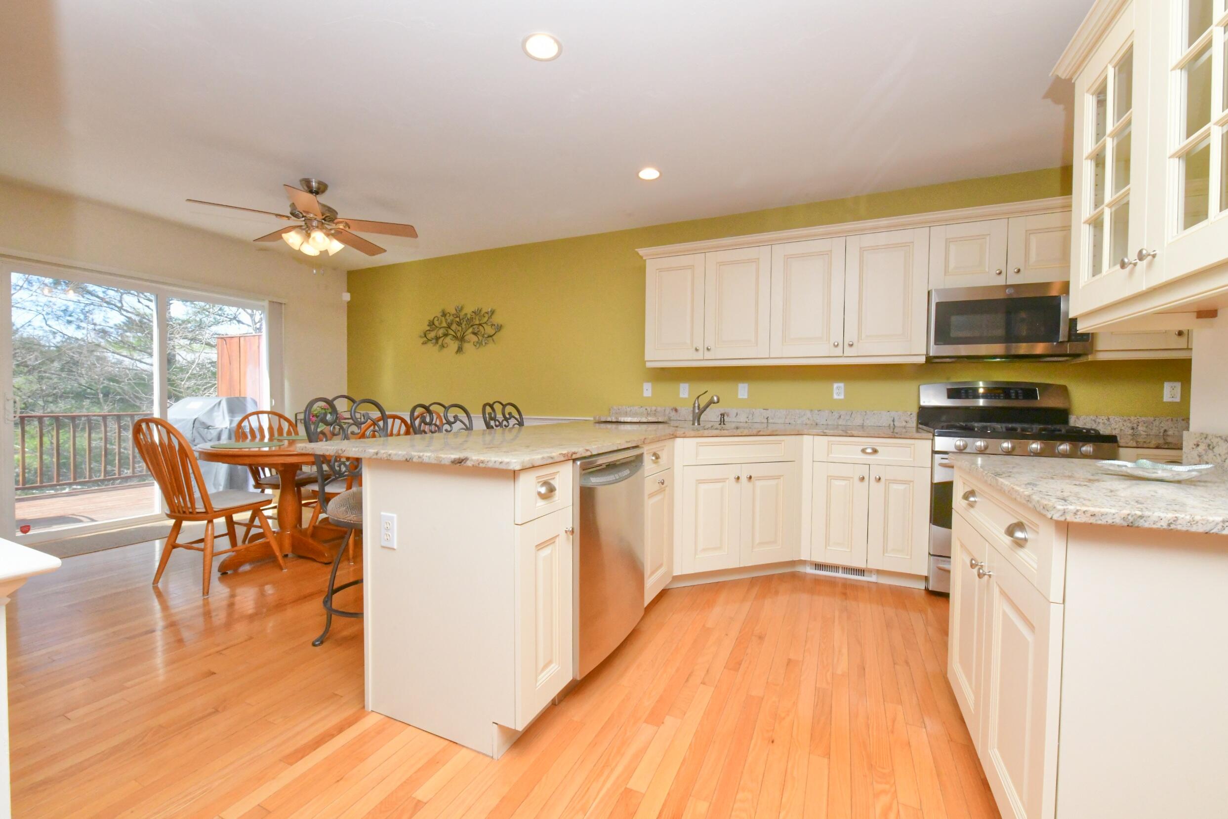 2 Candleberry Court Bourne MA 02532