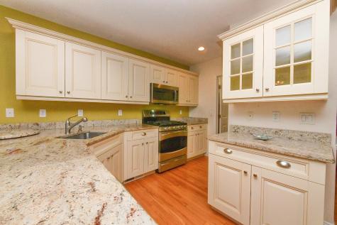 2 Candleberry Court Bourne MA 02532
