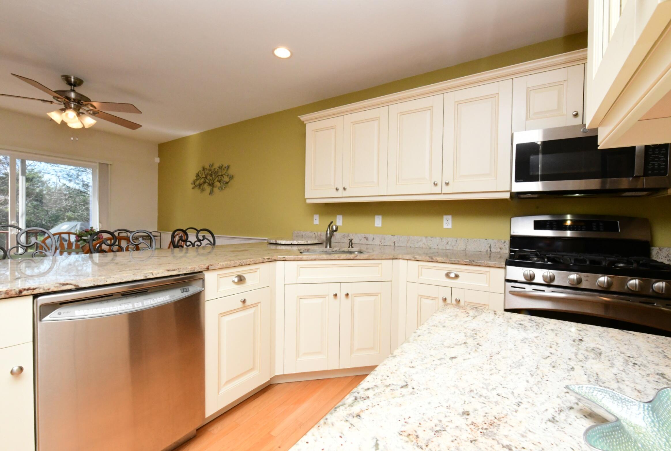 2 Candleberry Court Bourne MA 02532