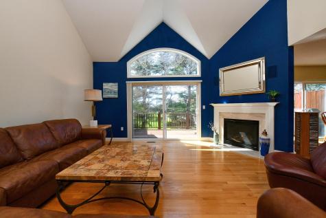 2 Candleberry Court Bourne MA 02532