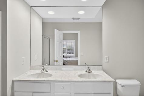 4 Hollyhock Knoll Court Bourne MA 02532