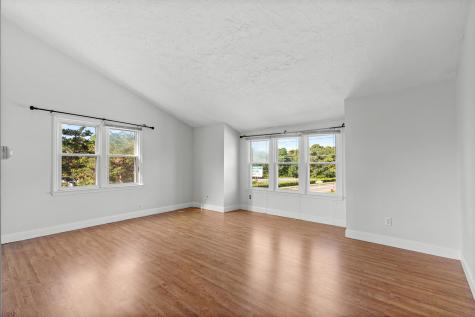 24 Bettys Pond Road Hyannis MA 02601