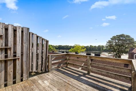 24 Bettys Pond Road Hyannis MA 02601