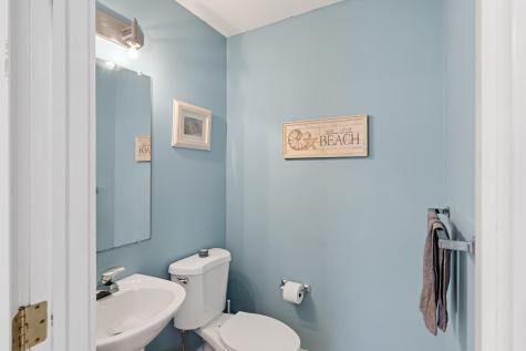 16 Hensche Lane Provincetown MA 02657