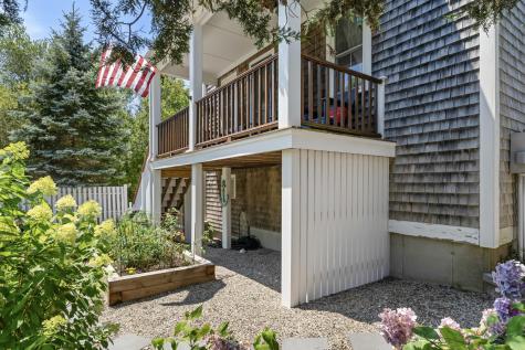 16 Hensche Lane Provincetown MA 02657