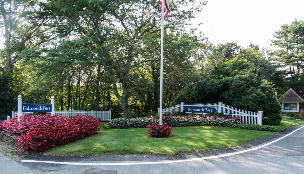139 Strawberry Falmouth MA 02536