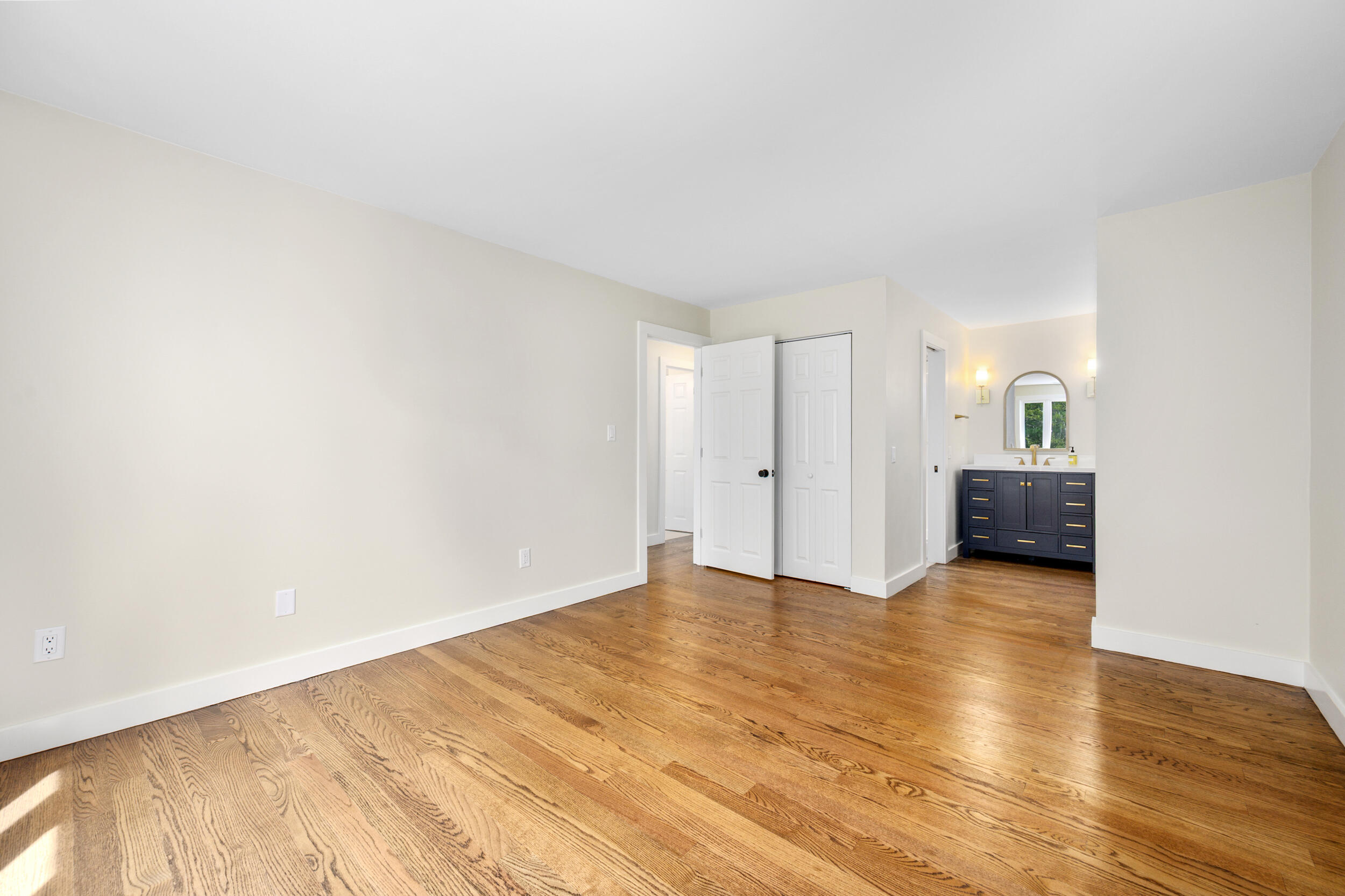 139 Strawberry Falmouth MA 02536