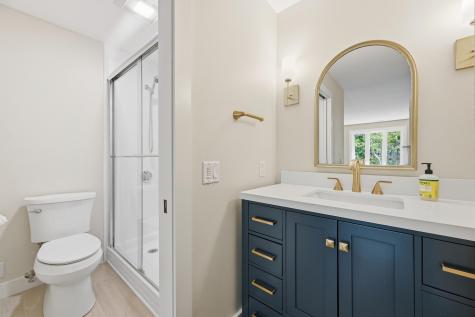 139 Strawberry Falmouth MA 02536