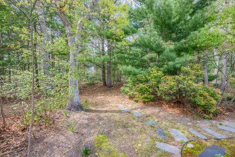 139 Strawberry Falmouth MA 02536