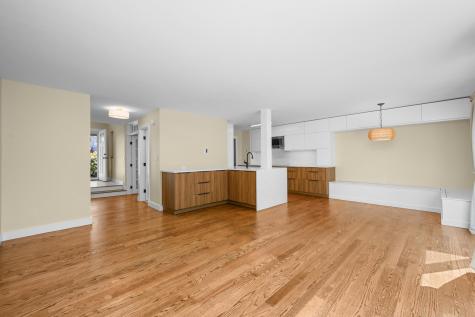 139 Strawberry Falmouth MA 02536