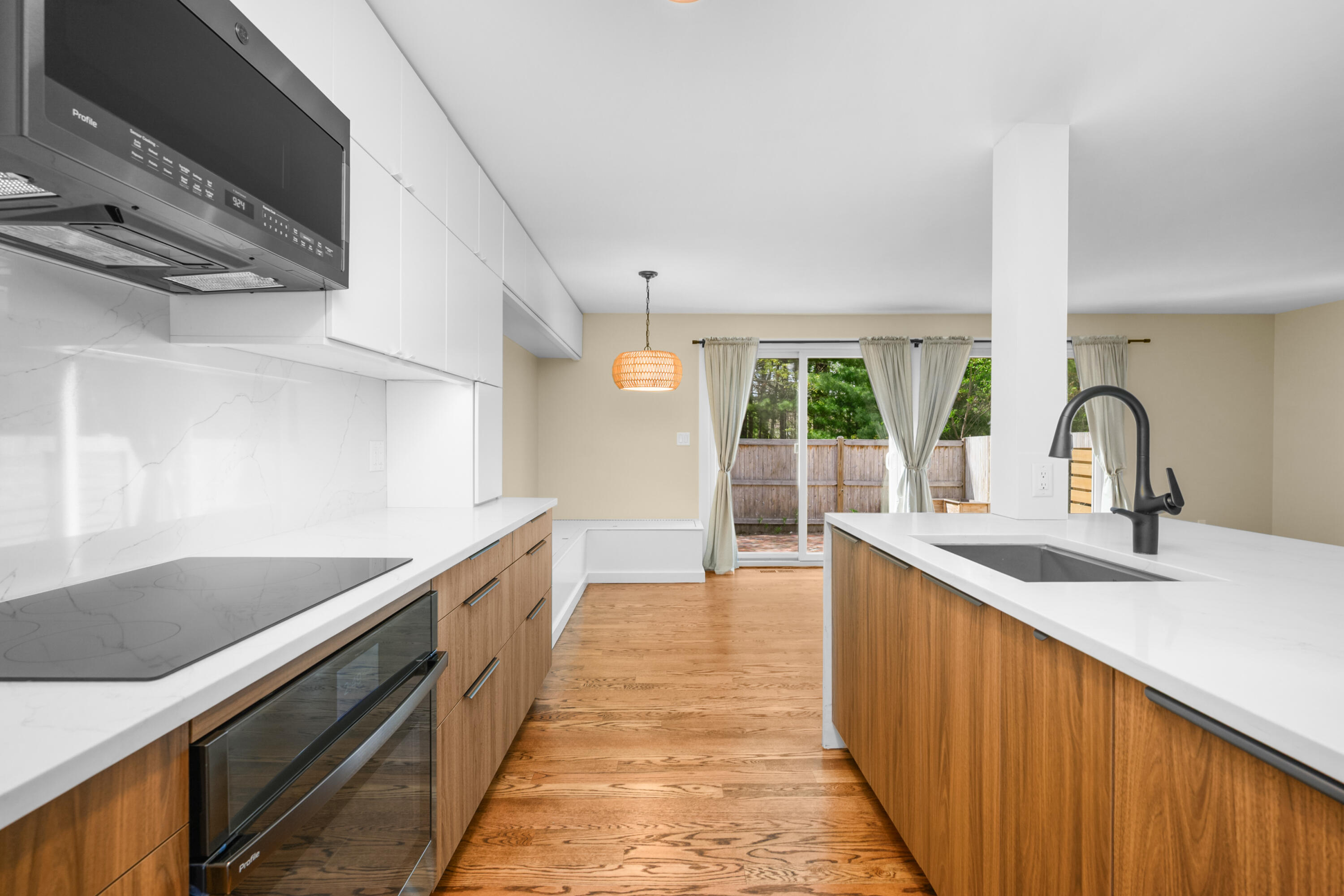 139 Strawberry Falmouth MA 02536