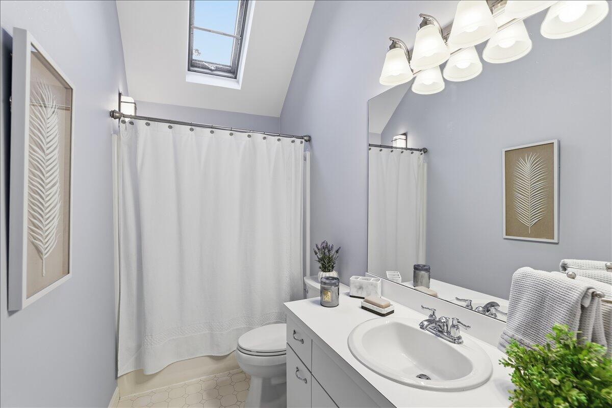 100 Mid-iron Way Mashpee MA 02649