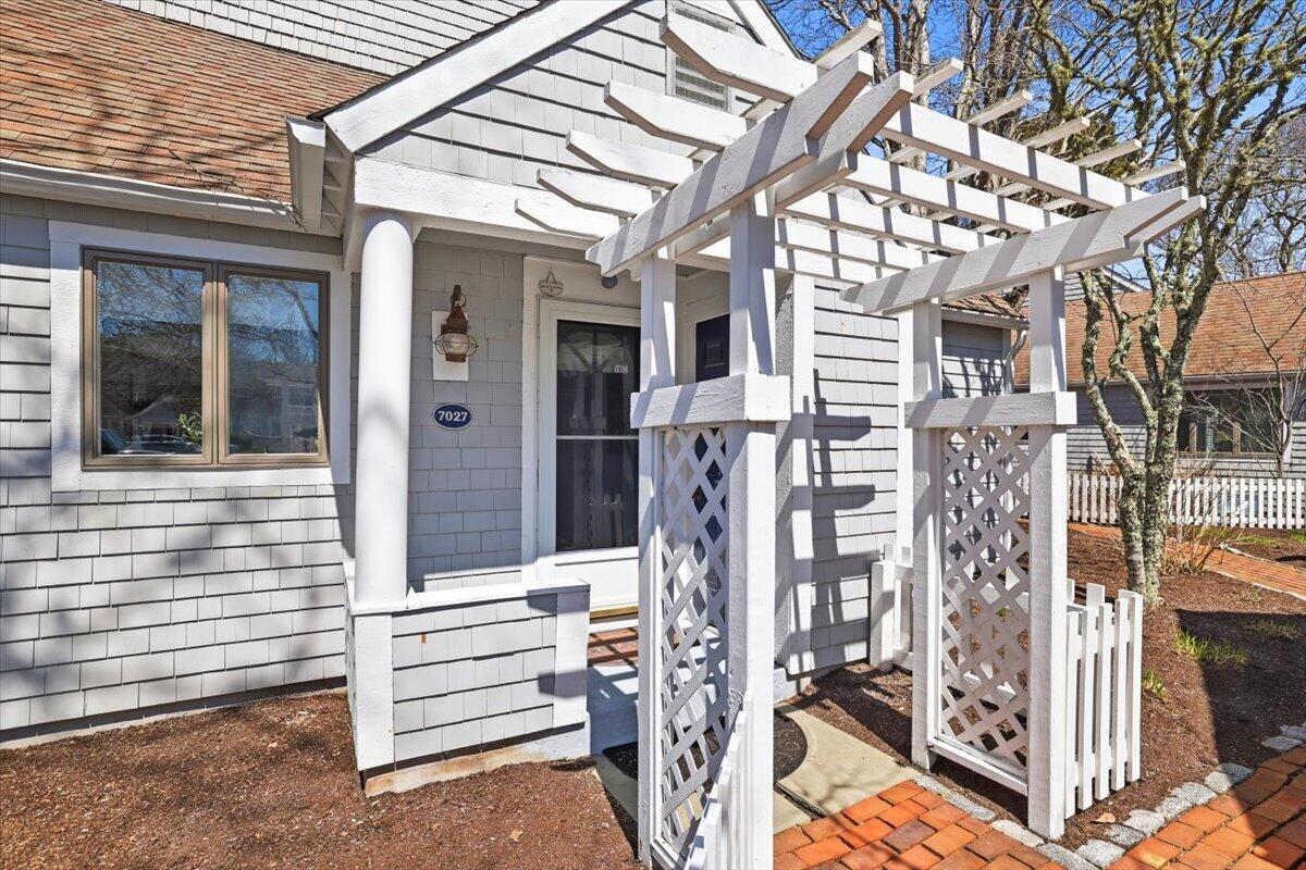 100 Mid-iron Way Mashpee MA 02649