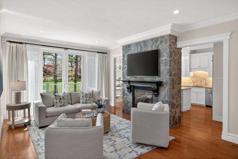 2 Quinns Way Mashpee MA 02649
