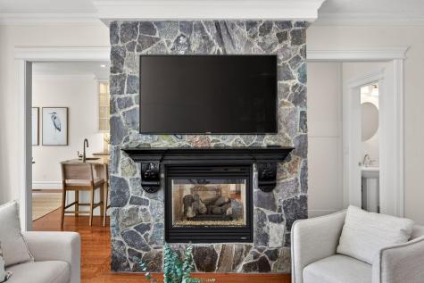 2 Quinns Way Mashpee MA 02649