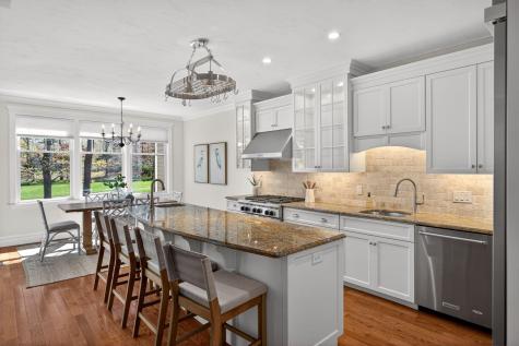 2 Quinns Way Mashpee MA 02649