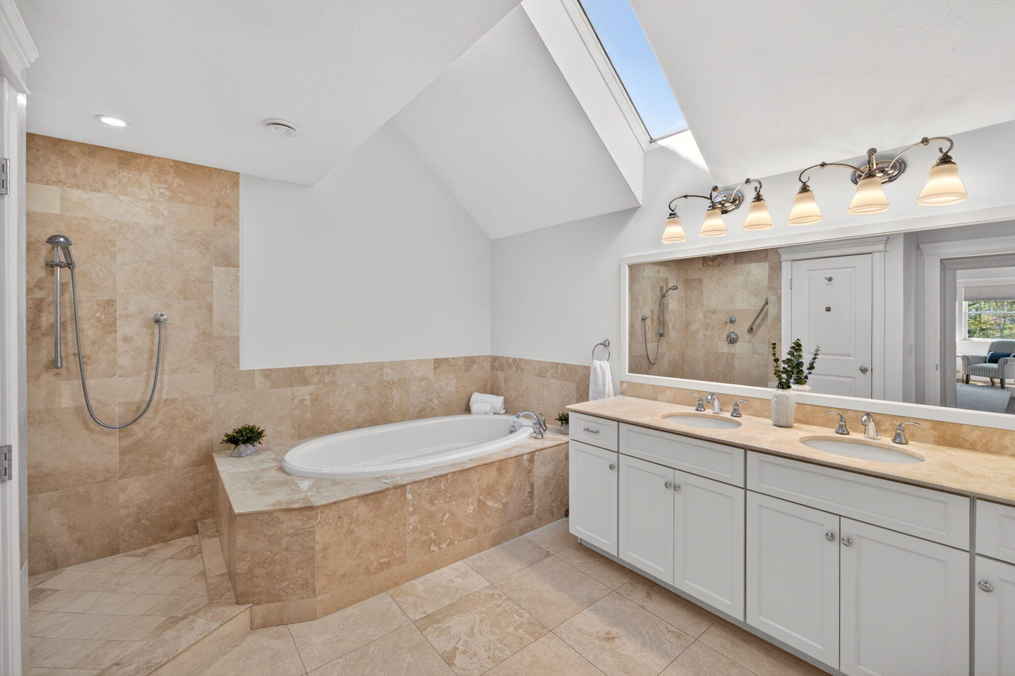 2 Quinns Way Mashpee MA 02649