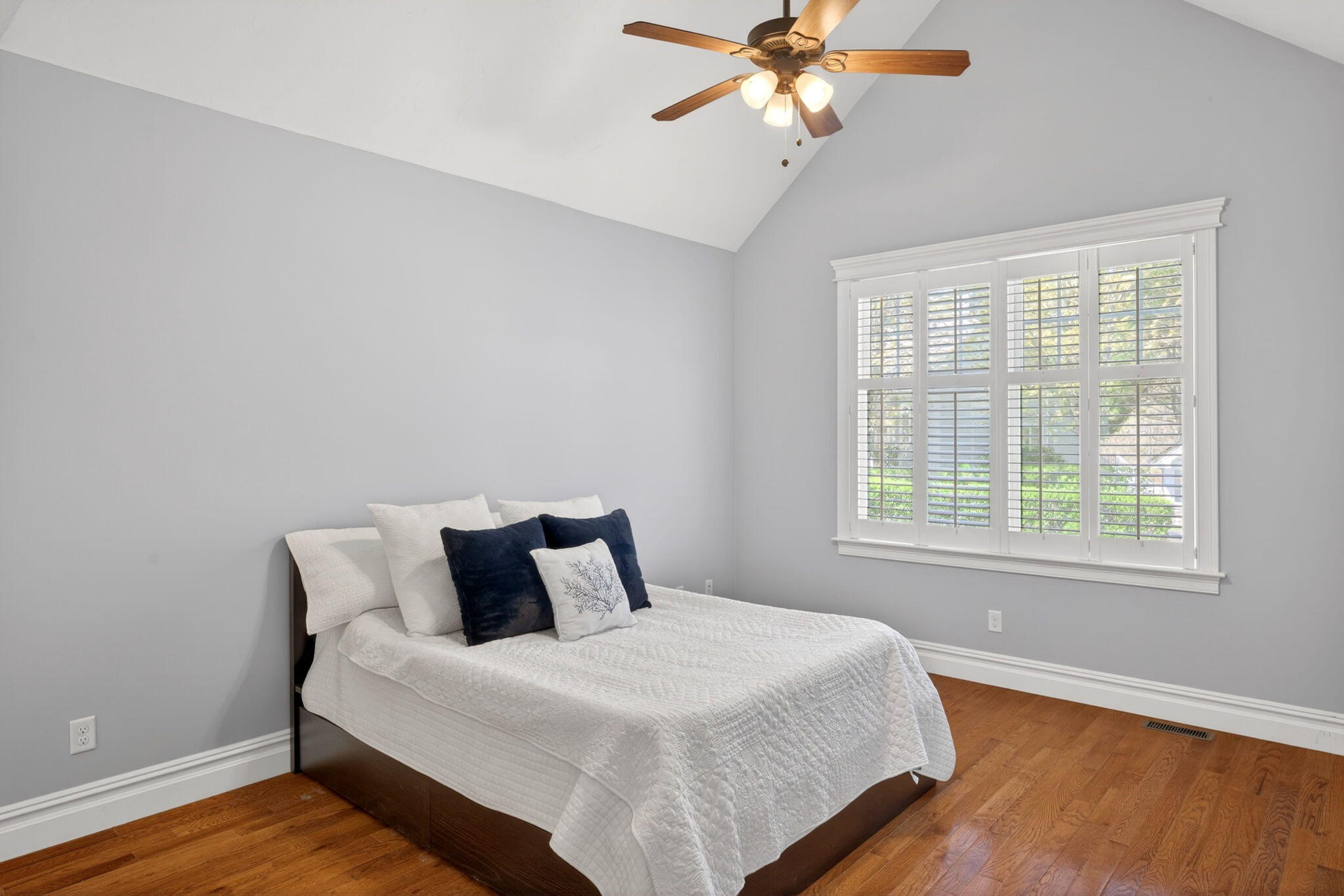 2 Quinns Way Mashpee MA 02649