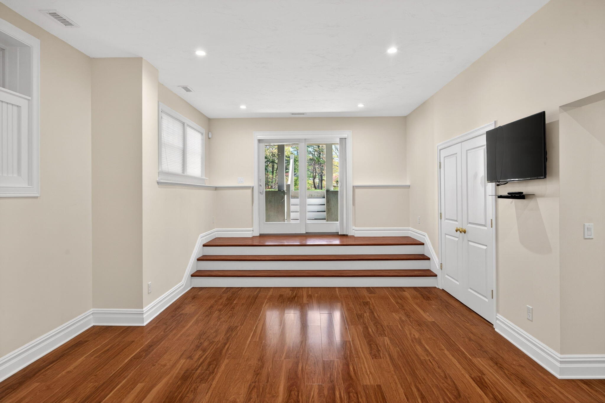2 Quinns Way Mashpee MA 02649