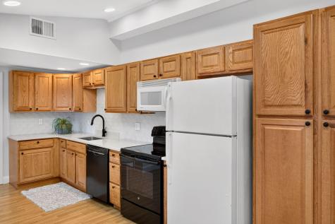 16 Lt Hauser Lane Falmouth MA 02540