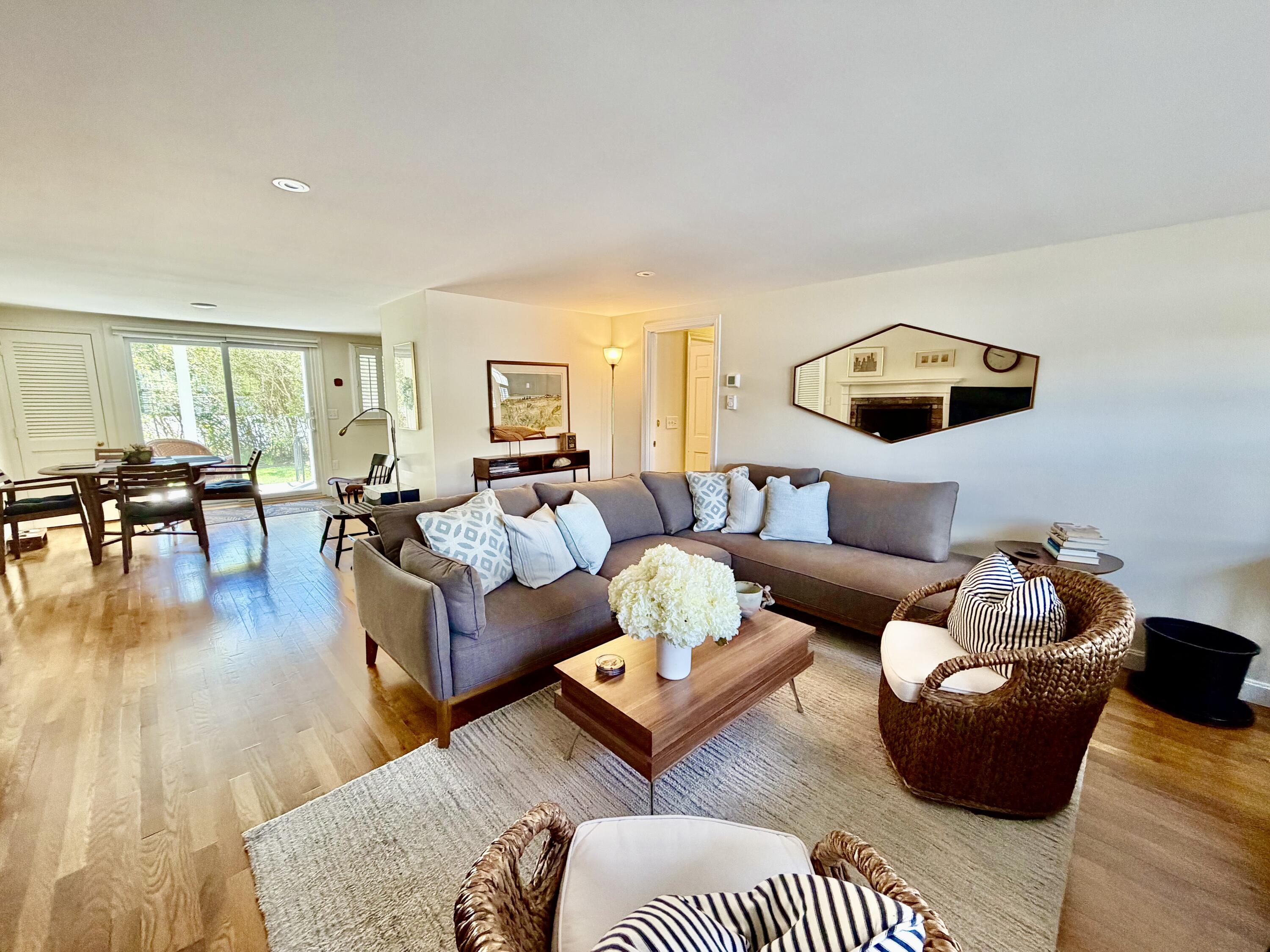 727 Main Street Osterville MA 02655
