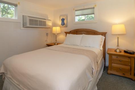 27 Island Inn Road Oak Bluffs MA 02557