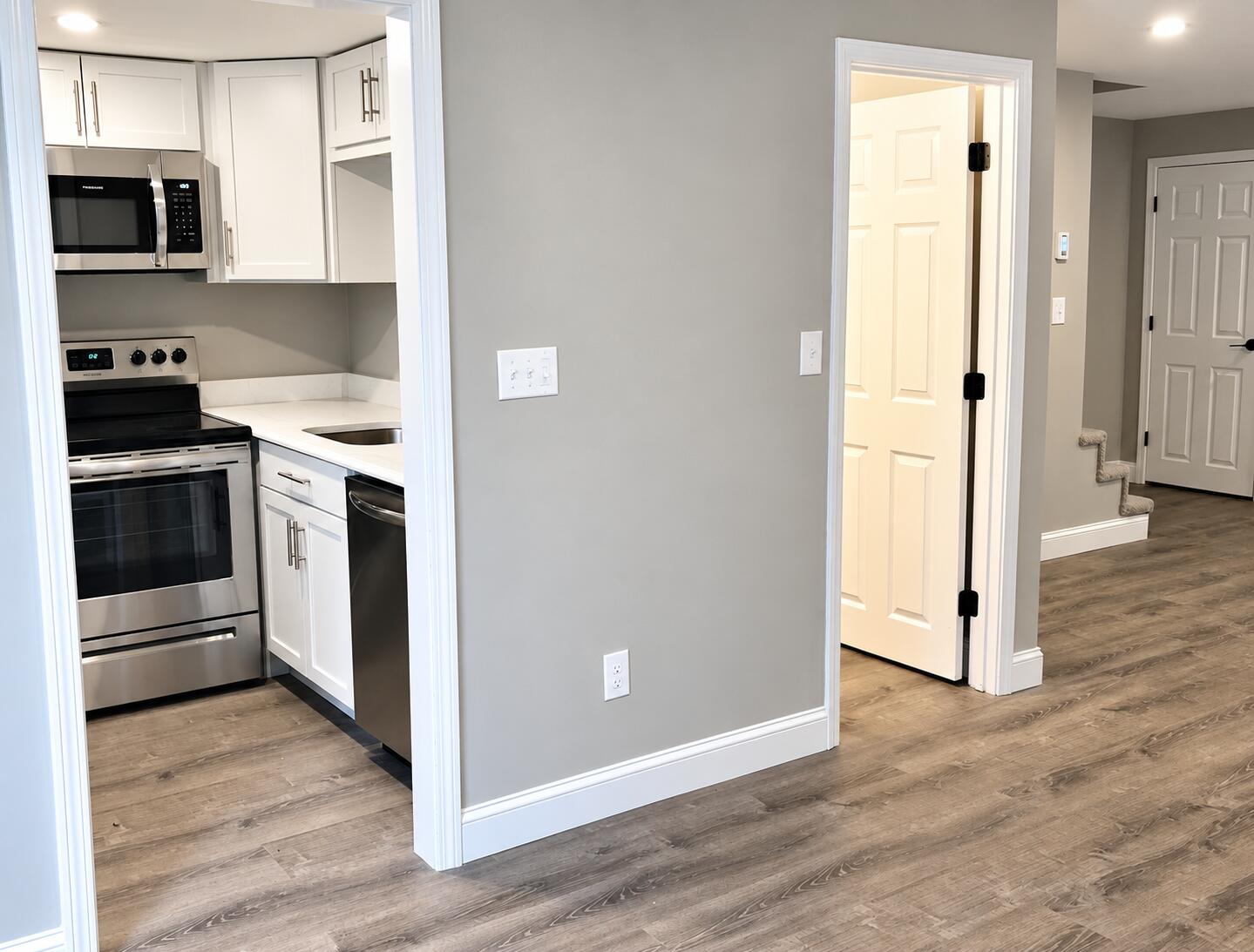 135 W Main Street Hyannis MA 02601