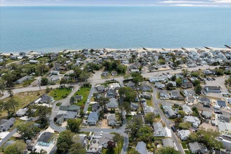 242 Old Wharf Road Dennis MA 02639