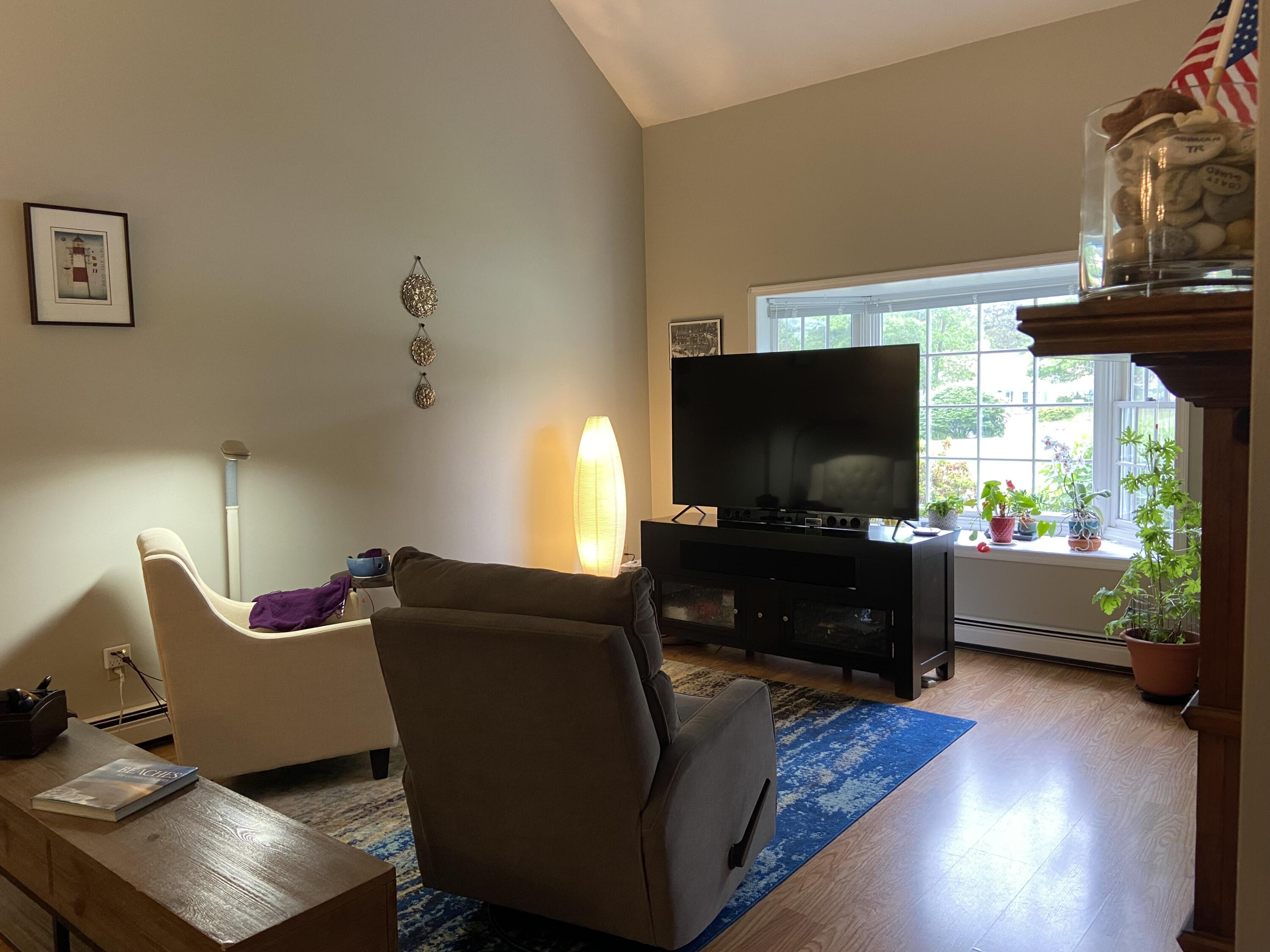 2 Browning Court Bourne MA 02559