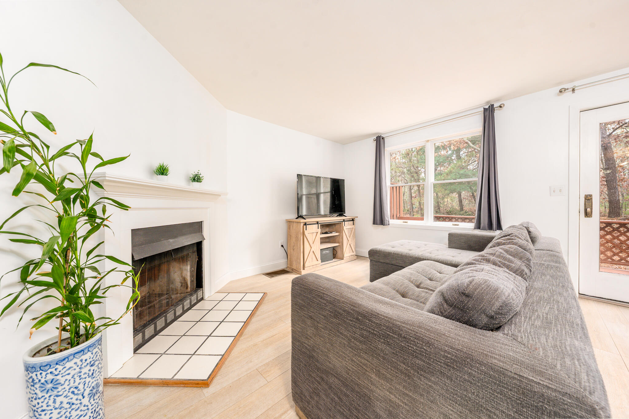 97 Shellback Way Mashpee MA 02649