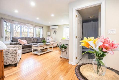 775 W Main Street Barnstable MA 02601