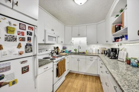 12 Candlewood Lane Dennis MA 02639