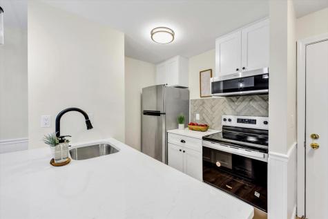 100 Fletcher Lane Brewster MA 02631