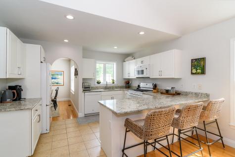 14 Sea Knoll Court Buzzards Bay MA 02532
