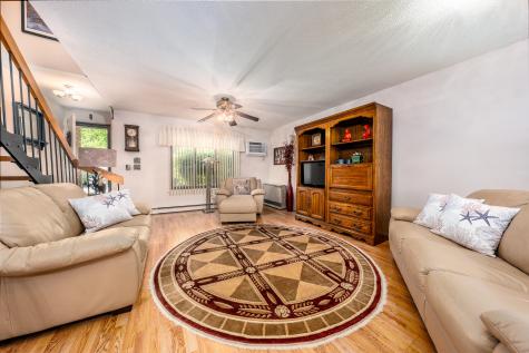 32 Townhouse Terrace Barnstable MA 02601