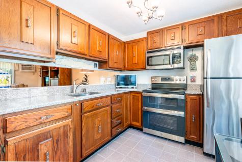 32 Townhouse Terrace Barnstable MA 02601