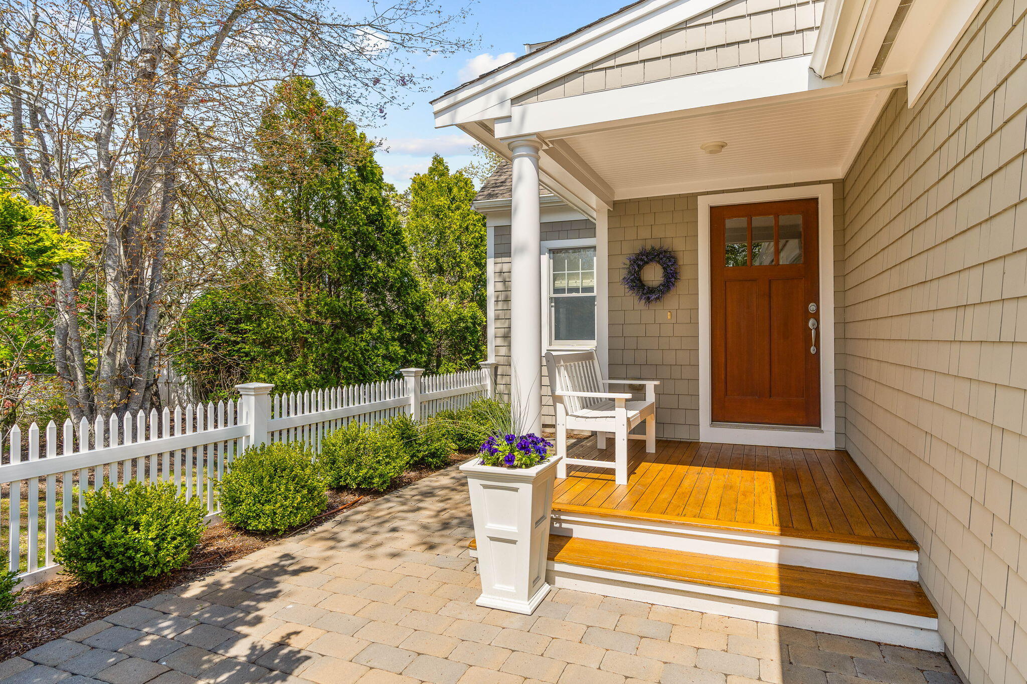 20 Lanyard Way Mashpee MA 02649