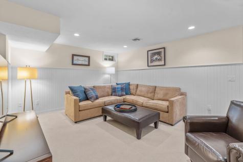 20 Lanyard Way Mashpee MA 02649