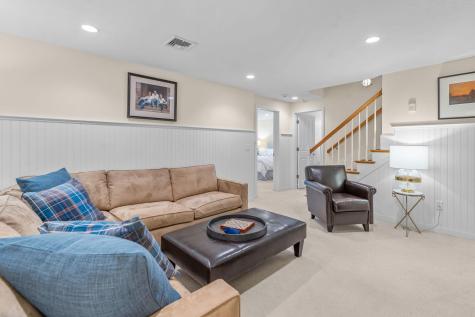 20 Lanyard Way Mashpee MA 02649