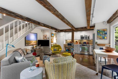 15 Court Street MA 02657
