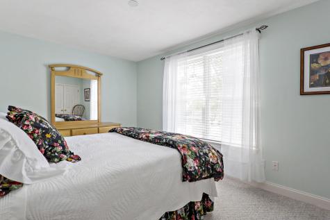 5 Mayfair Court Mashpee MA 02649