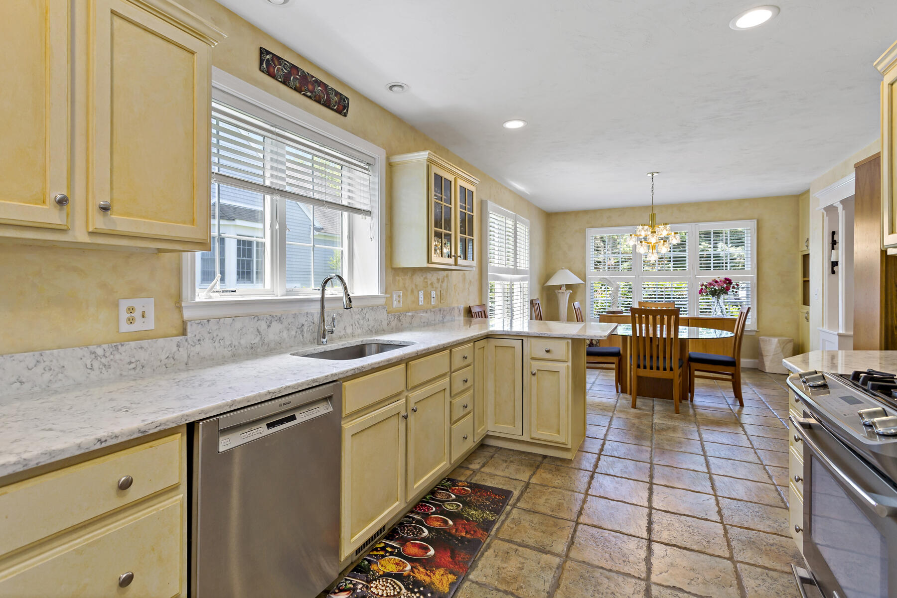5 Mayfair Court Mashpee MA 02649