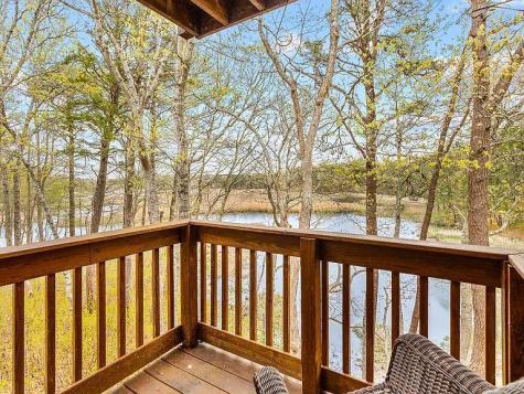 15 Riverview Avenue Mashpee MA 02649
