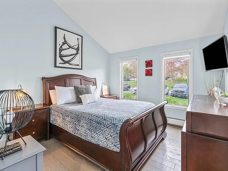 15 Riverview Avenue Mashpee MA 02649
