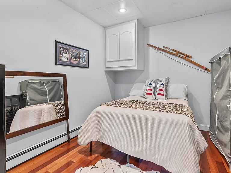 15 Riverview Avenue Mashpee MA 02649