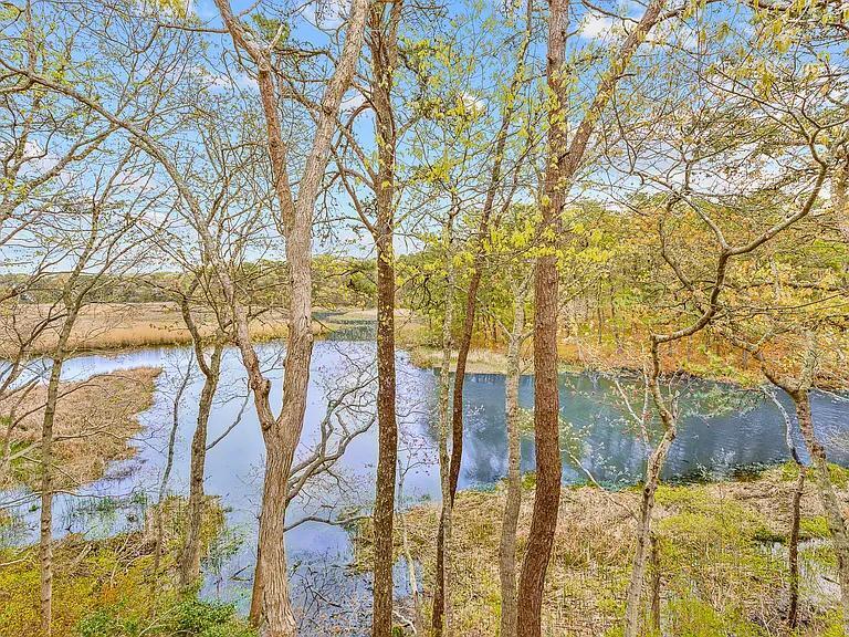 15 Riverview Avenue, Unit D, Mashpee MA photo 2