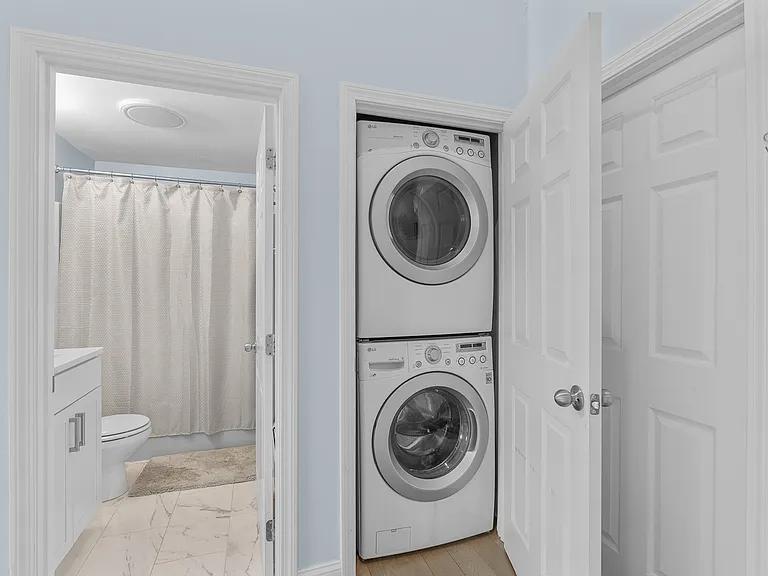15 Riverview Avenue Mashpee MA 02649