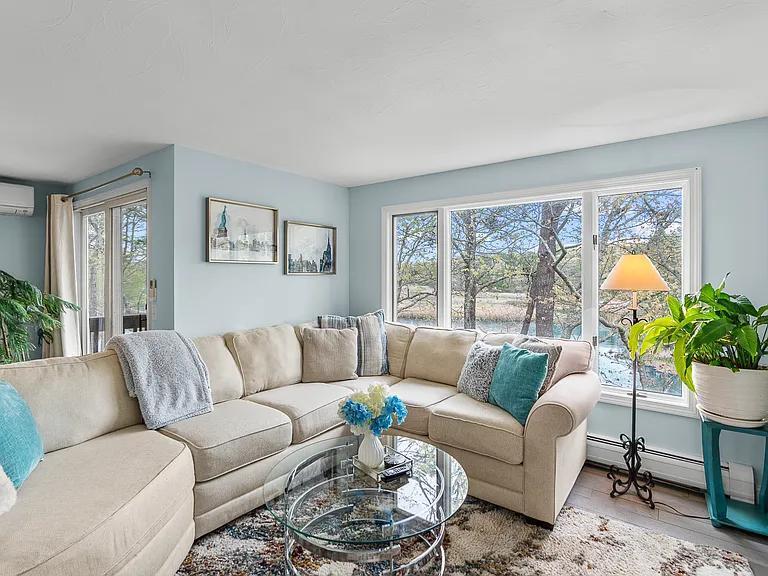 15 Riverview Avenue Mashpee MA 02649