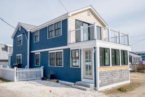 21 Dewey Avenue Provincetown MA 02657
