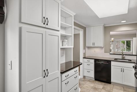 15 John Hall Cartway Yarmouth MA 02675